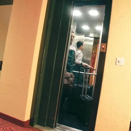 ホテル Alpenblick-leukerbad-therme