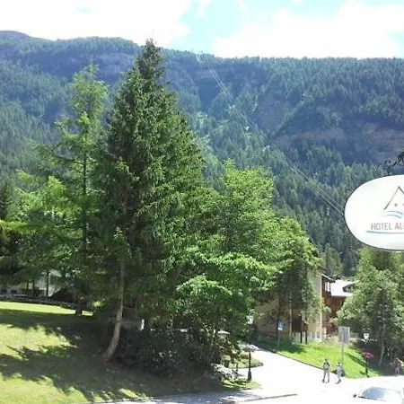 Alpenblick-leukerbad-therme 3* ロイカーバード