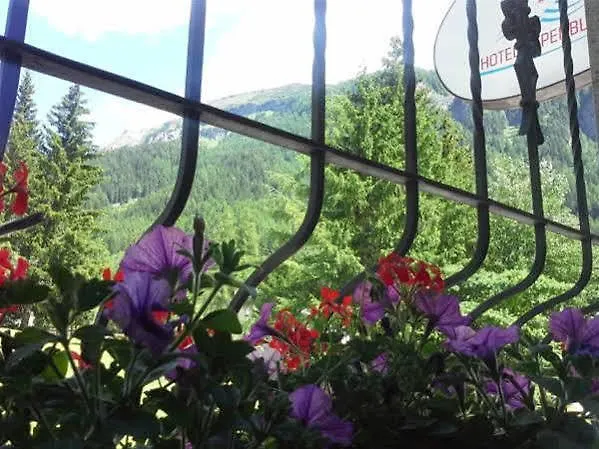 Alpenblick-leukerbad-therme Loèche-les-Bains