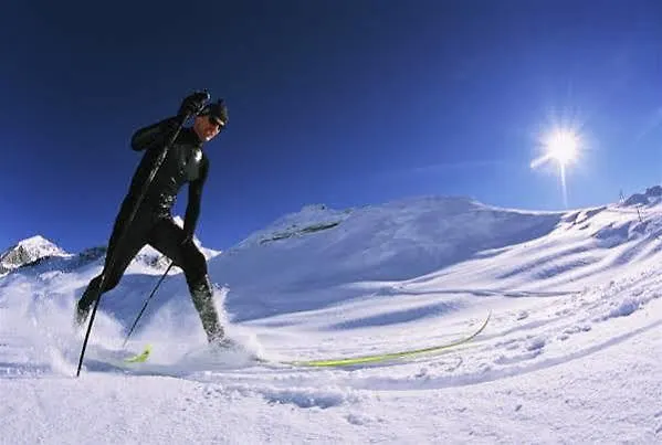 Hotel Alpenblick-leukerbad-therme 3*