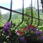 Alpenblick-leukerbad-therme Leukerbad