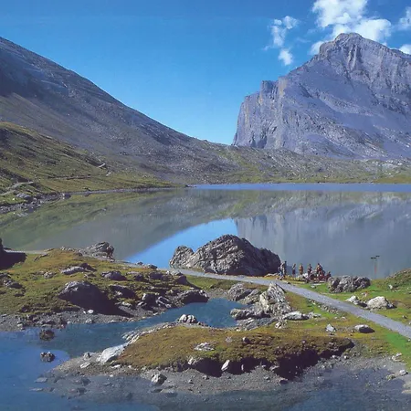 Alpenblick-leukerbad-therme