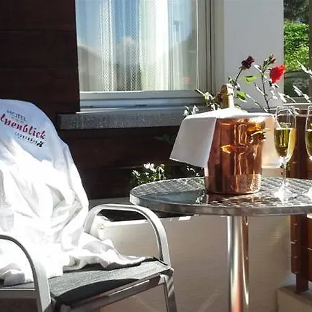 Alpenblick-leukerbad-therme מלון 3*
